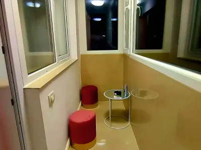 apartament vanzare cumparare Sector 5 București balcon cu masuta
